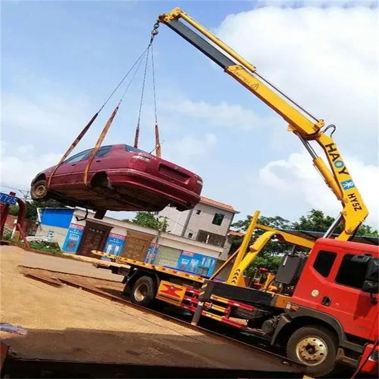 德江吊车救援小汽车怎么吊