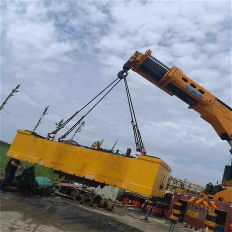 德江随车吊吊集装箱怎么吊